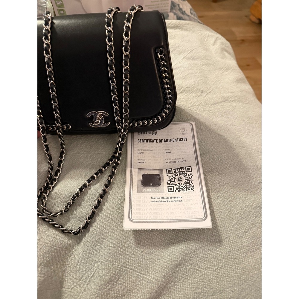 Chanel Black Leather Chain Trim CC Turn-Lock Crossbody Bag Silver Hardware - Picture 2 of 10